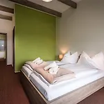 Ceresnovy Sad Apartments & Wellness *
