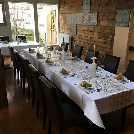 Ceresnovy Sad & Wellness Apartment *