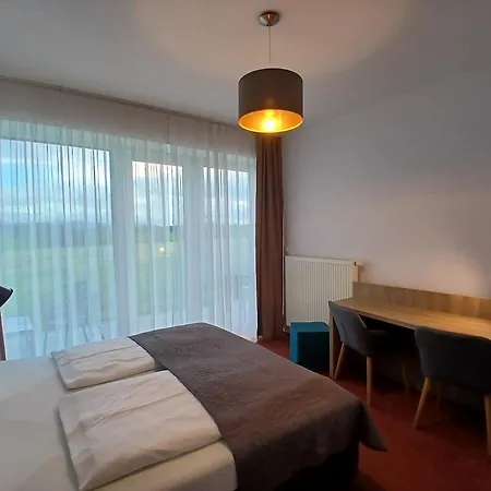 شقة Ceresnovy Sad & Wellness *