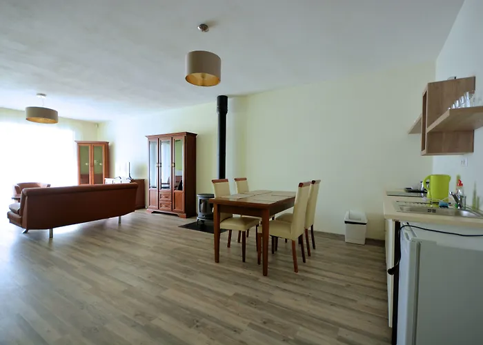 Ceresnovy Sad Apartments & Wellness Високе-Татри