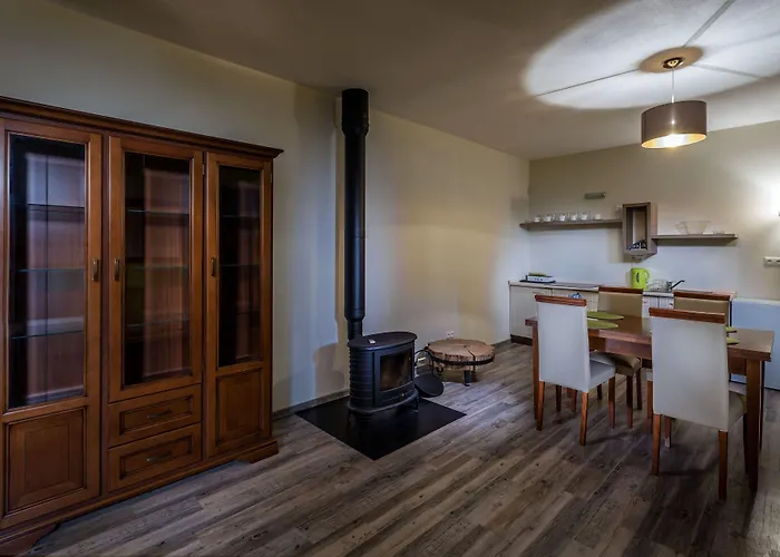 Ceresnovy Sad Apartments & Wellness Апартаменты Високе-Татри