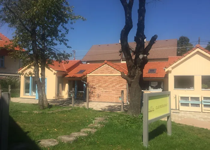 Ceresnovy Sad Apartments & Wellness * Високе-Татри